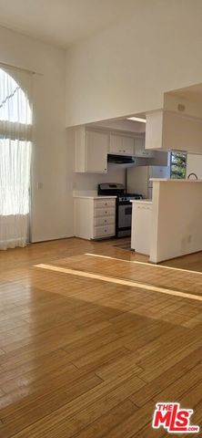 2305 Glendale Boulevard, Los Angeles, CA 90039