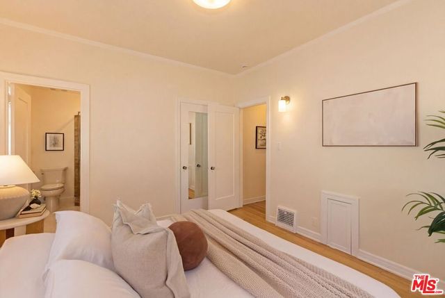 1667 N Allen Avenue, Pasadena, CA 91104