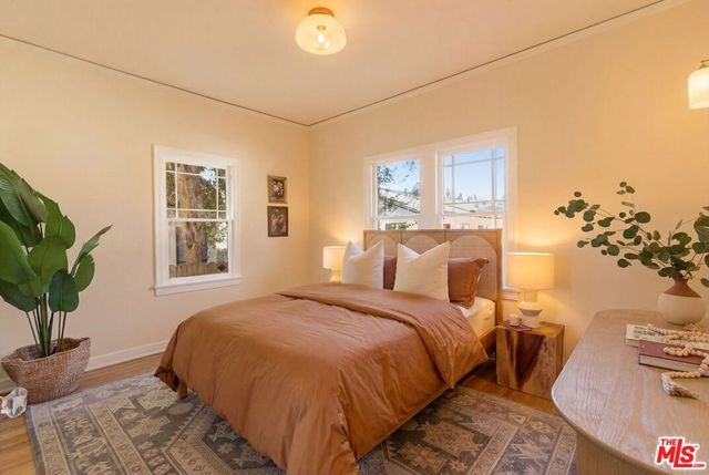 1667 N Allen Avenue, Pasadena, CA 91104