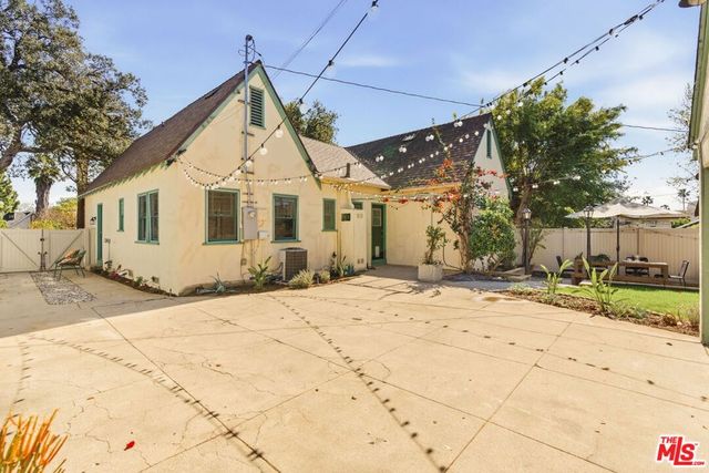 1667 N Allen Avenue, Pasadena, CA 91104