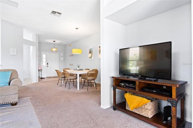 130 MARY JO LANE, Davenport, FL 33897