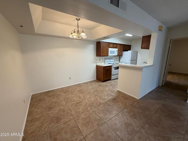 10610 S 48TH Street 1025, Phoenix, AZ 85044