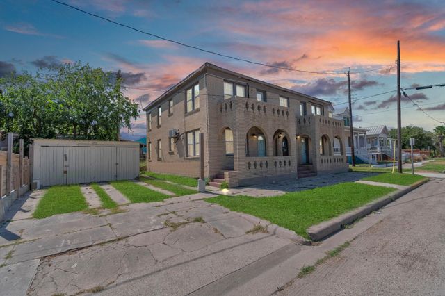 915 8th Street, Galveston, TX 77550