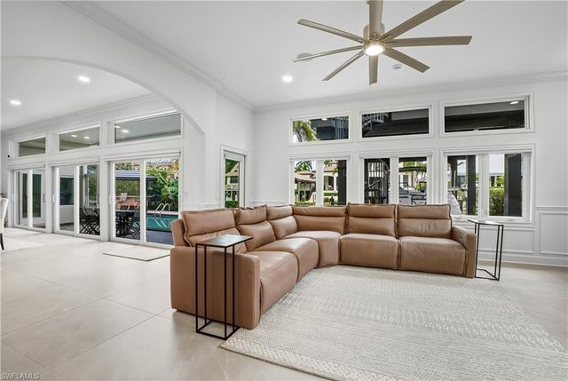 453 18th AVE S, Naples, FL 34102