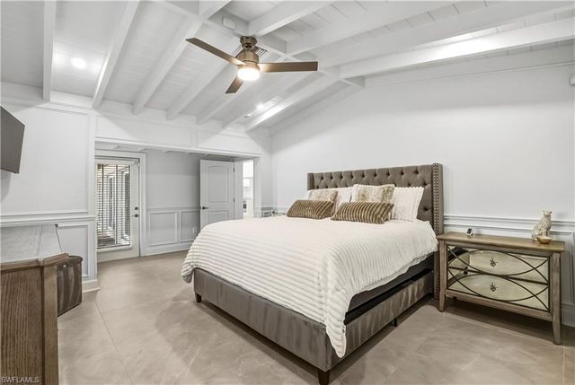 453 18th AVE S, Naples, FL 34102