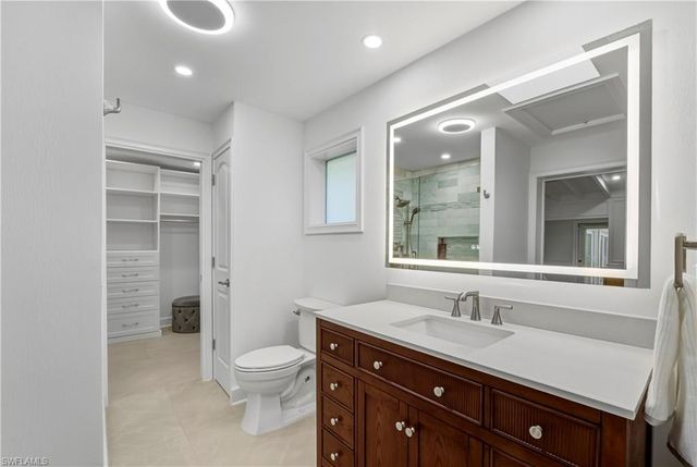 453 18th AVE S, Naples, FL 34102