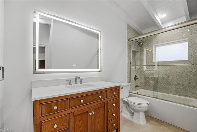 453 18th AVE S, Naples, FL 34102