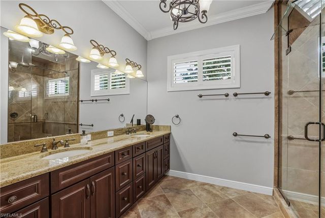 453 18th AVE S, Naples, FL 34102