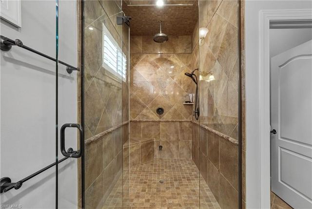 453 18th AVE S, Naples, FL 34102