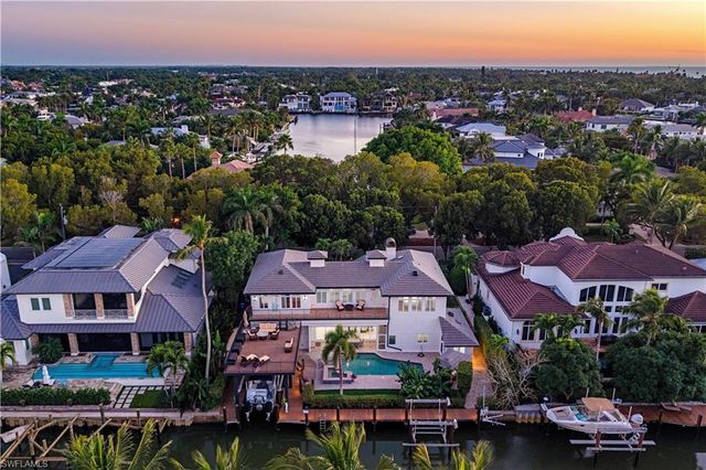 453 18th AVE S, Naples, FL 34102