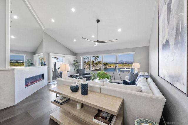 6 Kingston, Coronado, CA 92118