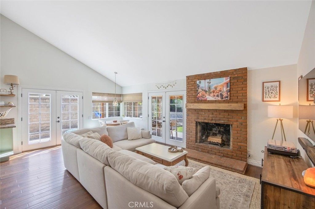 23534 Via Castanet, Valencia, CA 91355 — photo 4