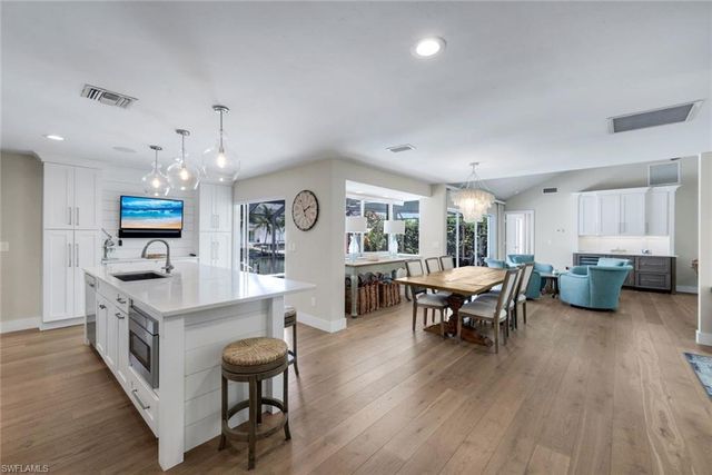641 Hernando DR, Marco Island, FL 34145