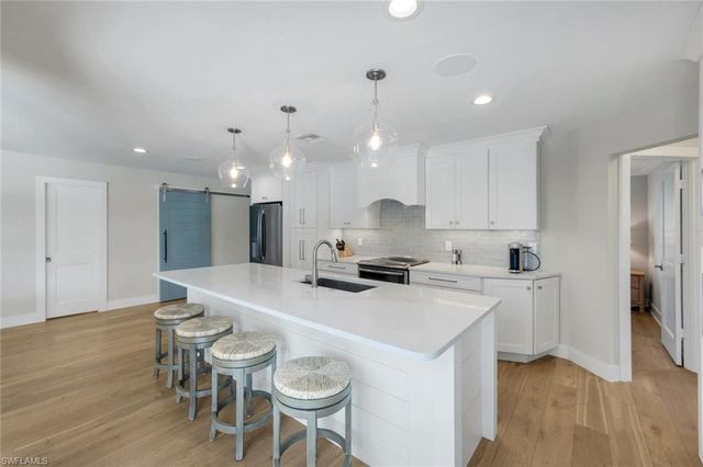 641 Hernando DR, Marco Island, FL 34145