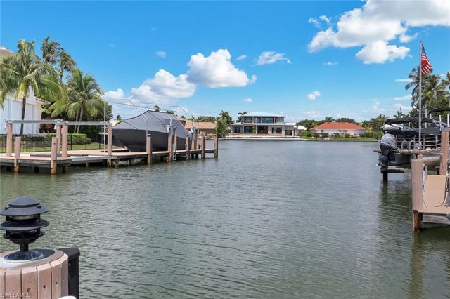 641 Hernando DR, Marco Island, FL 34145
