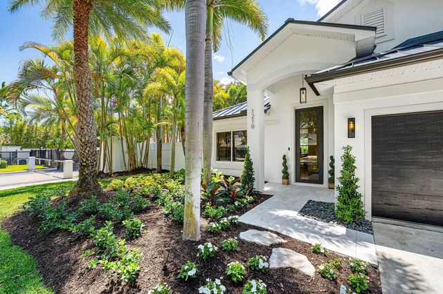 1210 Delray Lakes Drive, Delray Beach, FL 33444