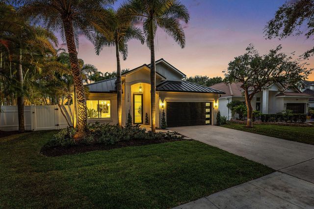 1210 Delray Lakes Drive, Delray Beach, FL 33444