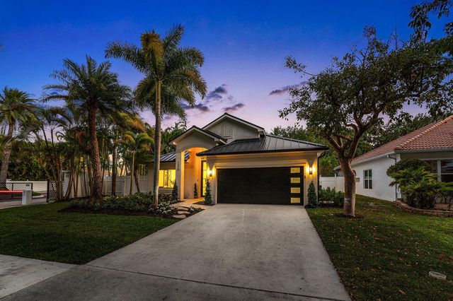 1210 Delray Lakes Drive, Delray Beach, FL 33444