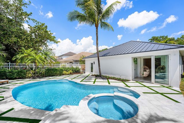 1210 Delray Lakes Drive, Delray Beach, FL 33444