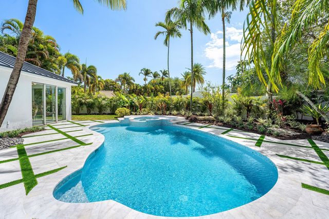 1210 Delray Lakes Drive, Delray Beach, FL 33444