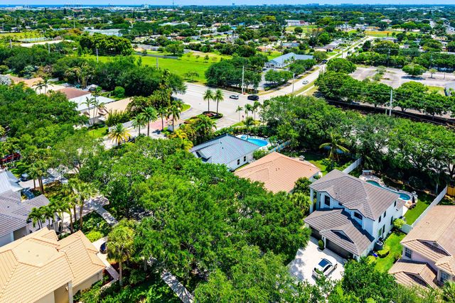 1210 Delray Lakes Drive, Delray Beach, FL 33444