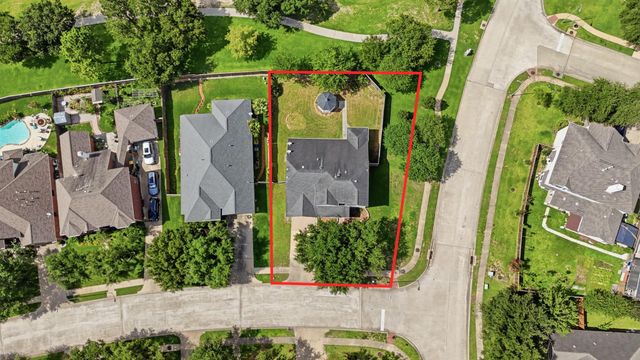 15902 Emerald Briar Lane, Houston, TX 77084
