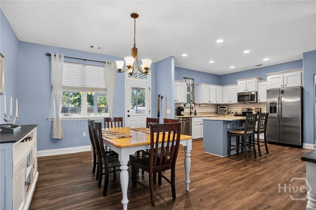 Image 4 of property listing at 110 Amelia Court, Guyton, GA 31312