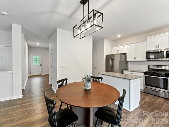 724 Larmore Avenue, Charlotte, NC 28216