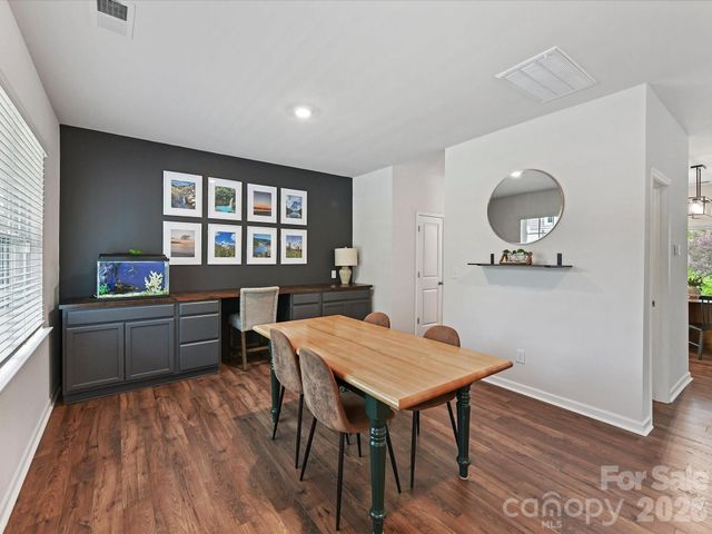724 Larmore Avenue, Charlotte, NC 28216