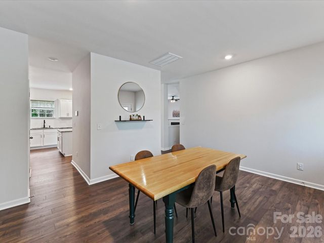 724 Larmore Avenue, Charlotte, NC 28216