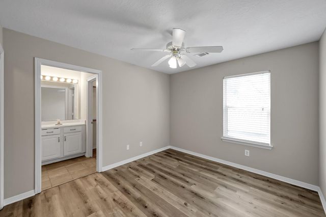 12102 Mustang Avenue, Willis, TX 77378