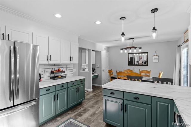 4971 N Tipsico Lake Road, Hartland, MI 48353