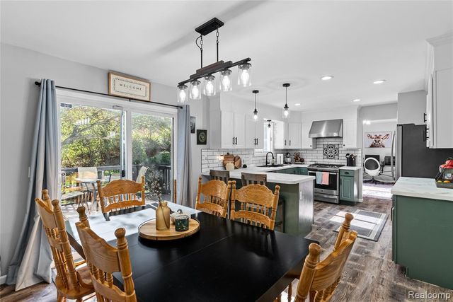 4971 N Tipsico Lake Road, Hartland, MI 48353