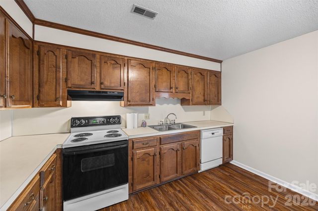 245 Pointe Circle, Rock Hill, SC 29732