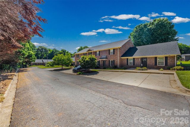 245 Pointe Circle, Rock Hill, SC 29732