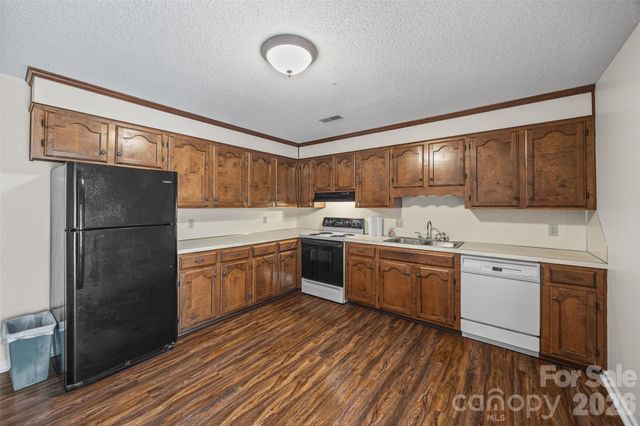 245 Pointe Circle, Rock Hill, SC 29732