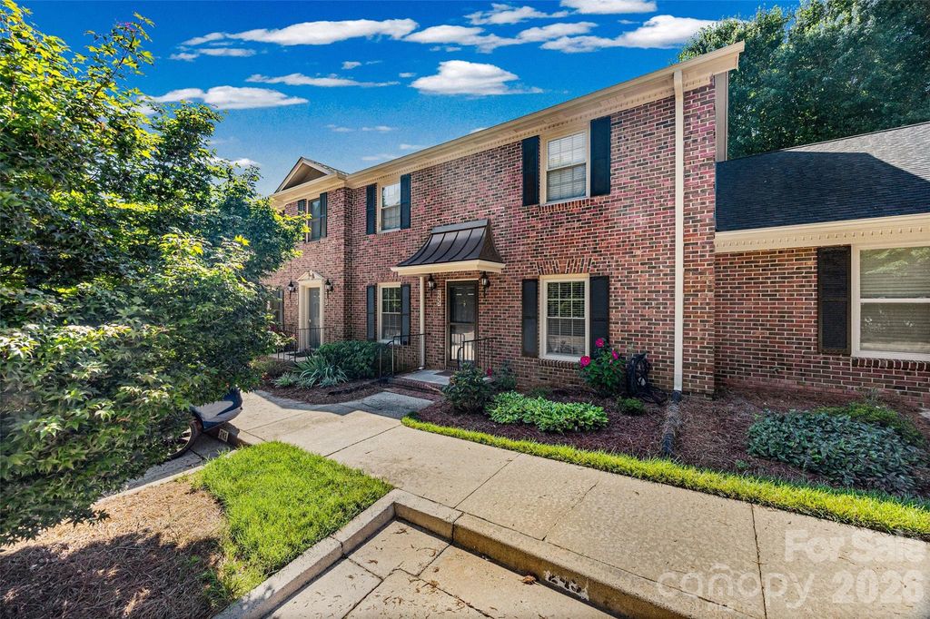 245 Pointe Circle, Rock Hill, SC 29732