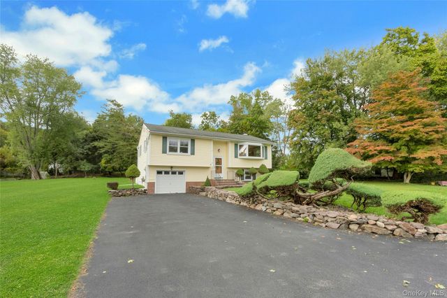 17 Hunter Street, Highland Mills, NY 10930