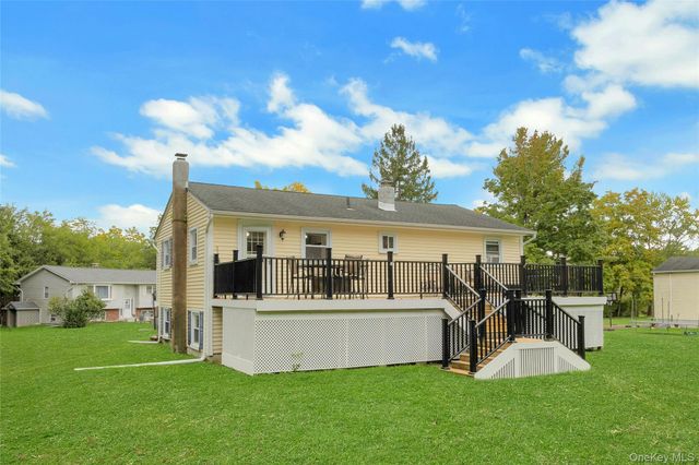 17 Hunter Street, Highland Mills, NY 10930
