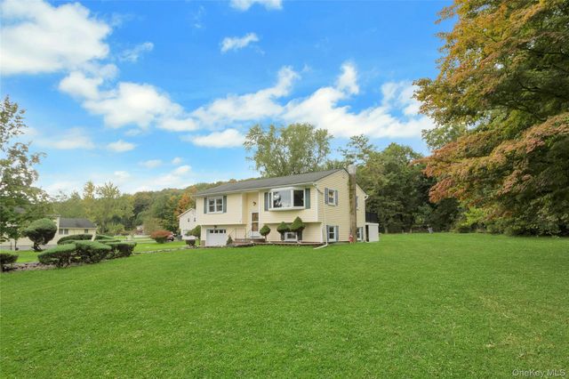 17 Hunter Street, Highland Mills, NY 10930