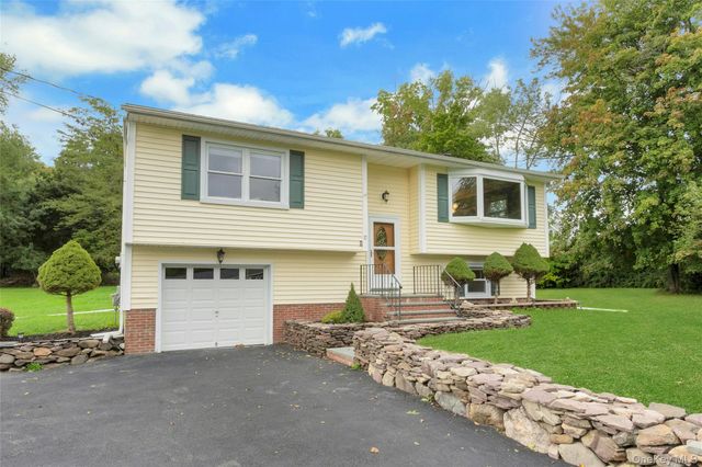 17 Hunter Street, Highland Mills, NY 10930