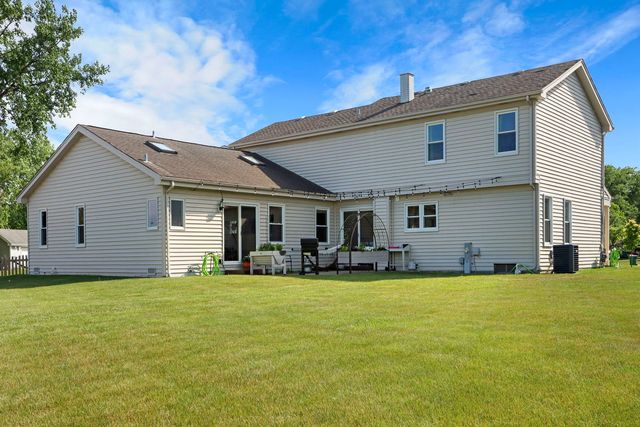 1137 Lockwood Court E, Buffalo Grove, IL 60089
