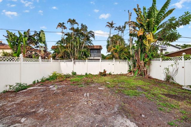 5424 SW 44th Terrace, Dania Beach, FL 33314