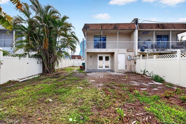 5424 SW 44th Terrace, Dania Beach, FL 33314