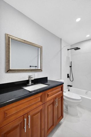 5424 SW 44th Terrace, Dania Beach, FL 33314