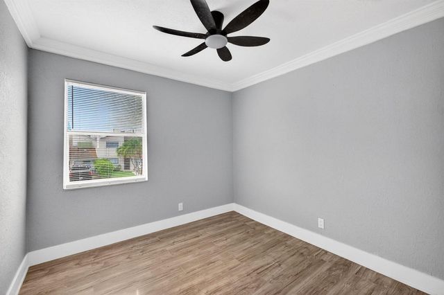 5424 SW 44th Terrace, Dania Beach, FL 33314