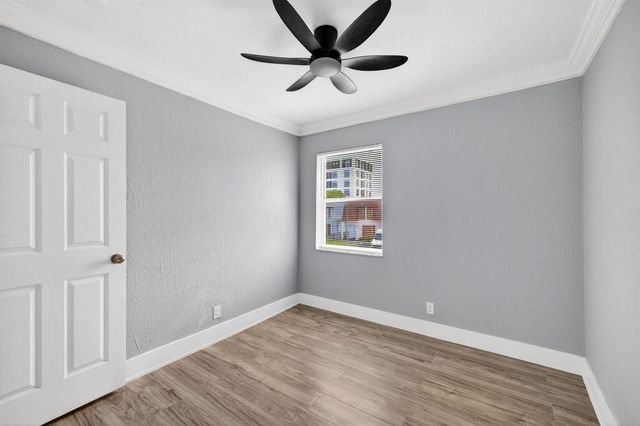 5424 SW 44th Terrace, Dania Beach, FL 33314
