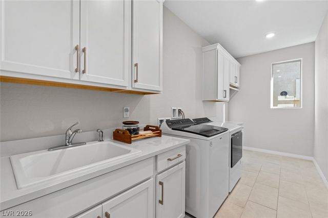 9 Desert Juniper Lane, Henderson, NV 89011