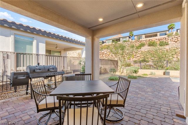 9 Desert Juniper Lane, Henderson, NV 89011