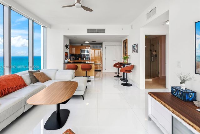 6899 Collins Ave 2004, Miami Beach, FL 33141